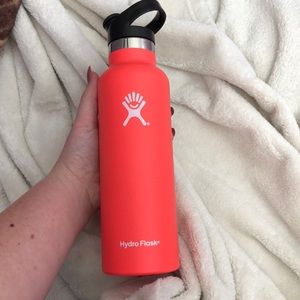 21 ounce hydro flask with sip top